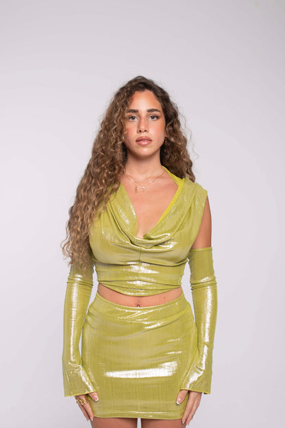 The Madonna Top in Apple