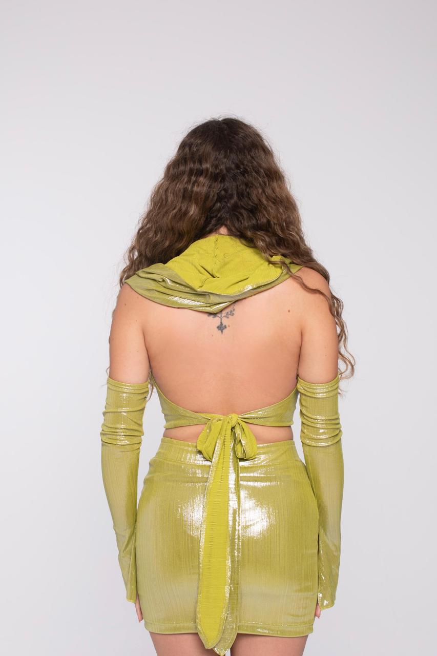 The Madonna Top in Apple